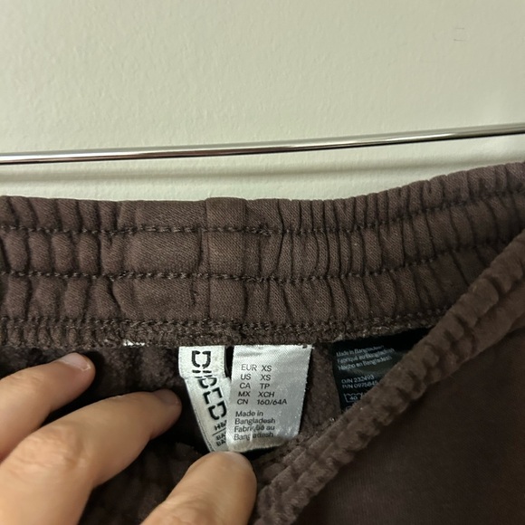 H&M Brown Sweatpants - Picture 4 of 4